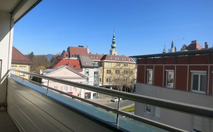 Rent an apartment in Klagenfurt AURUS real estate view